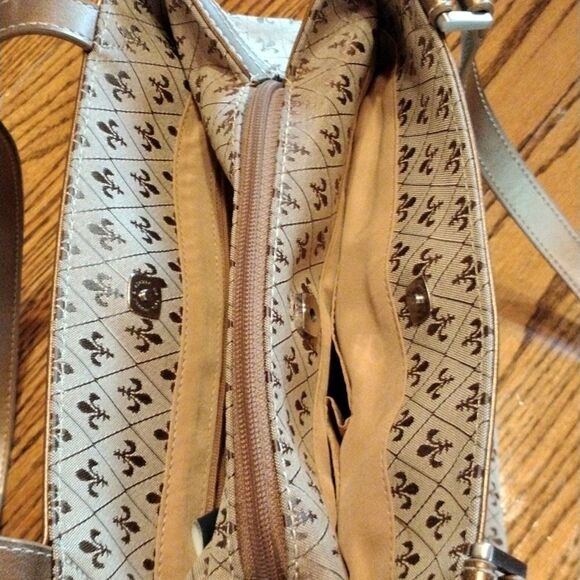 NWOT Liz Claiborne Crazy Horse Vegan Bag - Picture 7 of 12